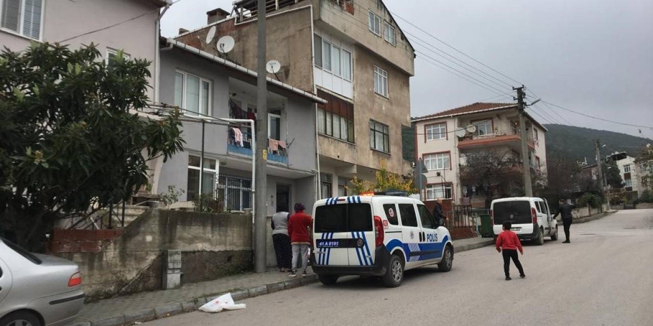 Bebeğini Yıkarken Sara Nöbeti Geçirdi: Suda Boğulma Tehlikesi Geçiren Bebek Yoğun Bakıma Alındı