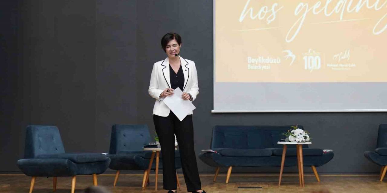 Beylikdüzü’ndeki Kadınlar Dünya Kadın Hakları Günü’nde Bir Araya Geldi