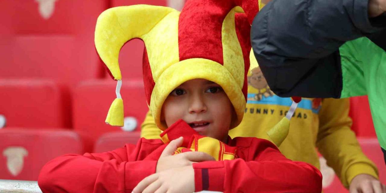 Ziraat Türkiye Kupası: Göztepe: 3 - 1461 Trabzon: 0