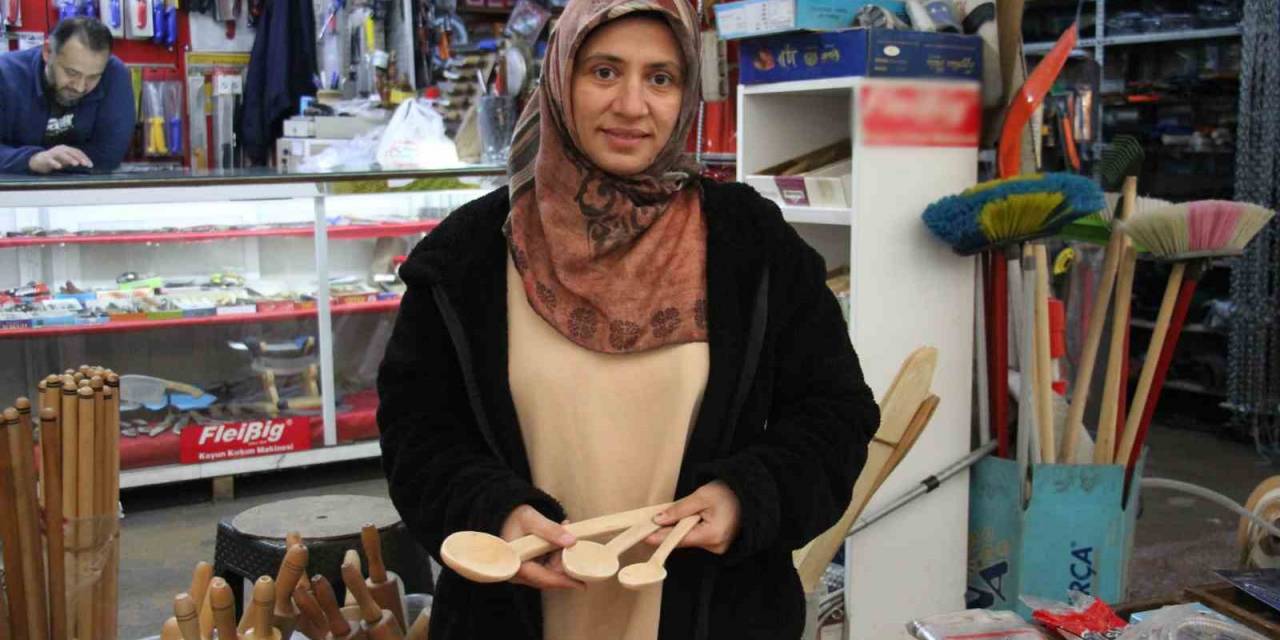 Aydınlı Kadınlar Tahta Kaşıklarda Vazgeçemiyor