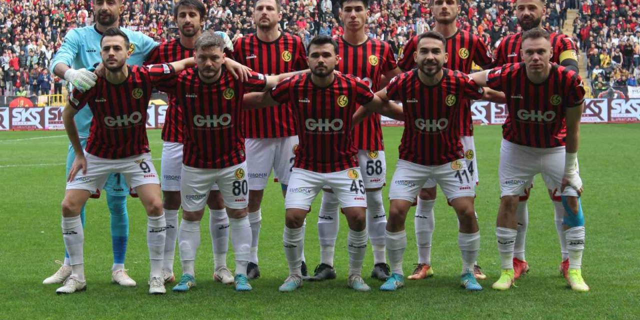 Eskişehirspor İç Sahada Gole Geçit Vermiyor