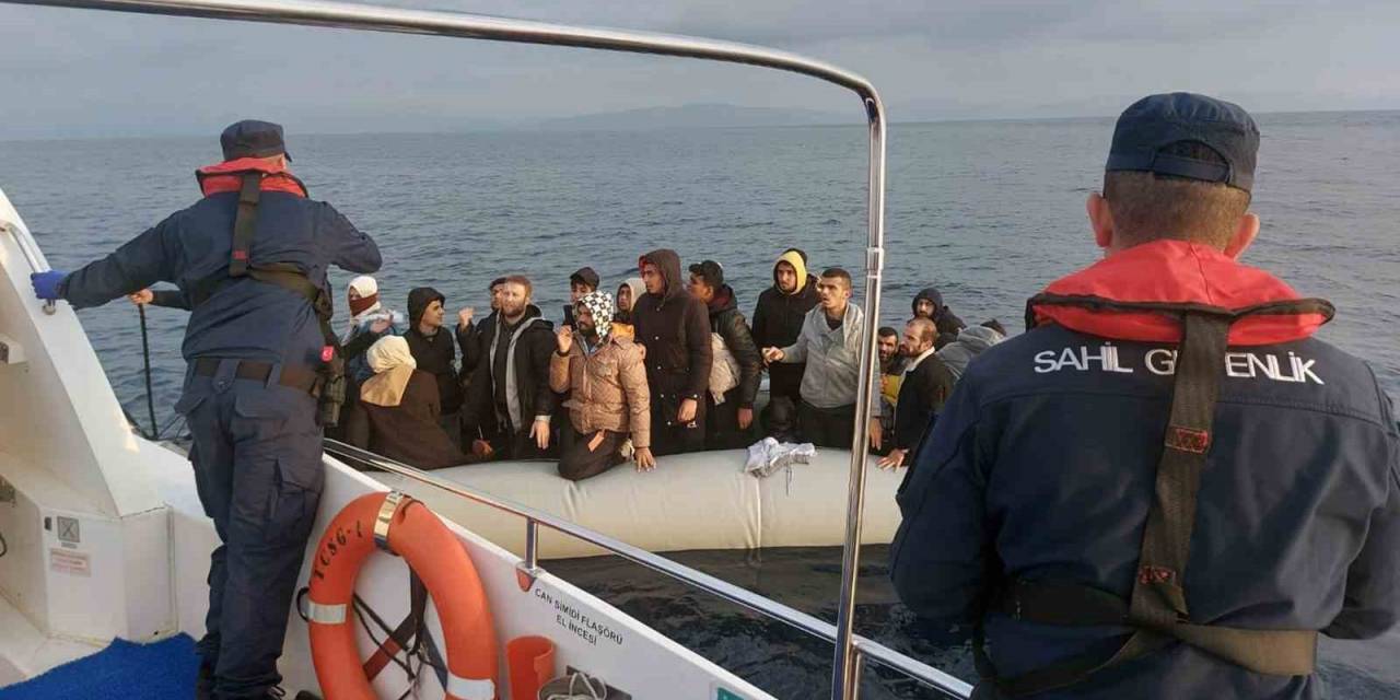 Kasım Ayında Bin 114 Düzensiz Göçmen Kurtarıldı, 889 Kişi Yakalandı