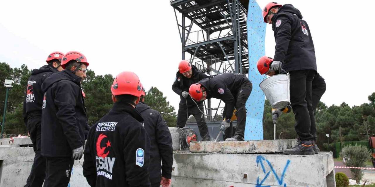 Esay Afetlerde Görev Alacak Uzman Ekipler Yetiştirmeye Devam Ediyor