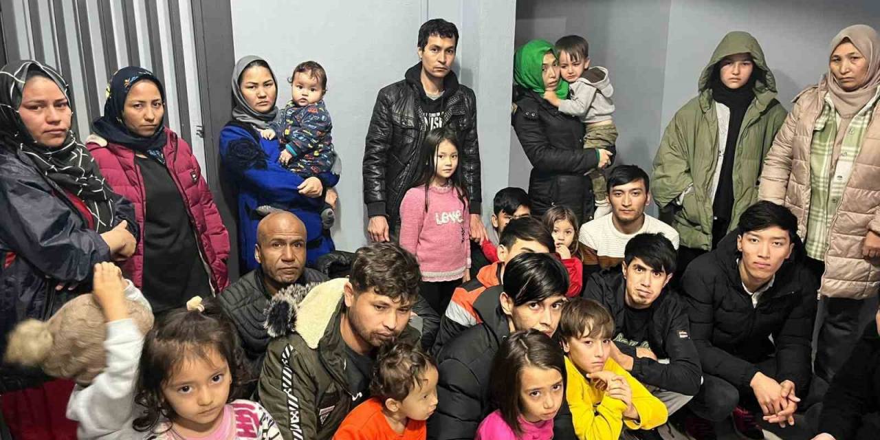 Balıkesir’de 30 Düzensiz Göçmen Yakalandı