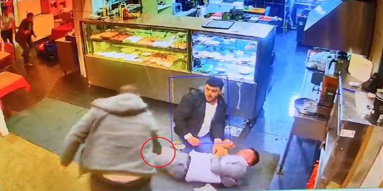 Eğlence Mekanında 1 Kişinin Öldürüldüğü Dehşet Anları Kamerada