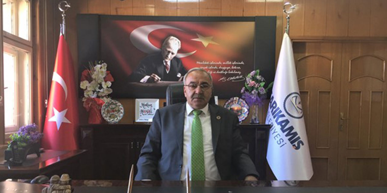 Kalp krizi geçiren Sarıkamış Belediye Başkanı Hayali, ambulans uçakla Ankara'ya sevk edildi