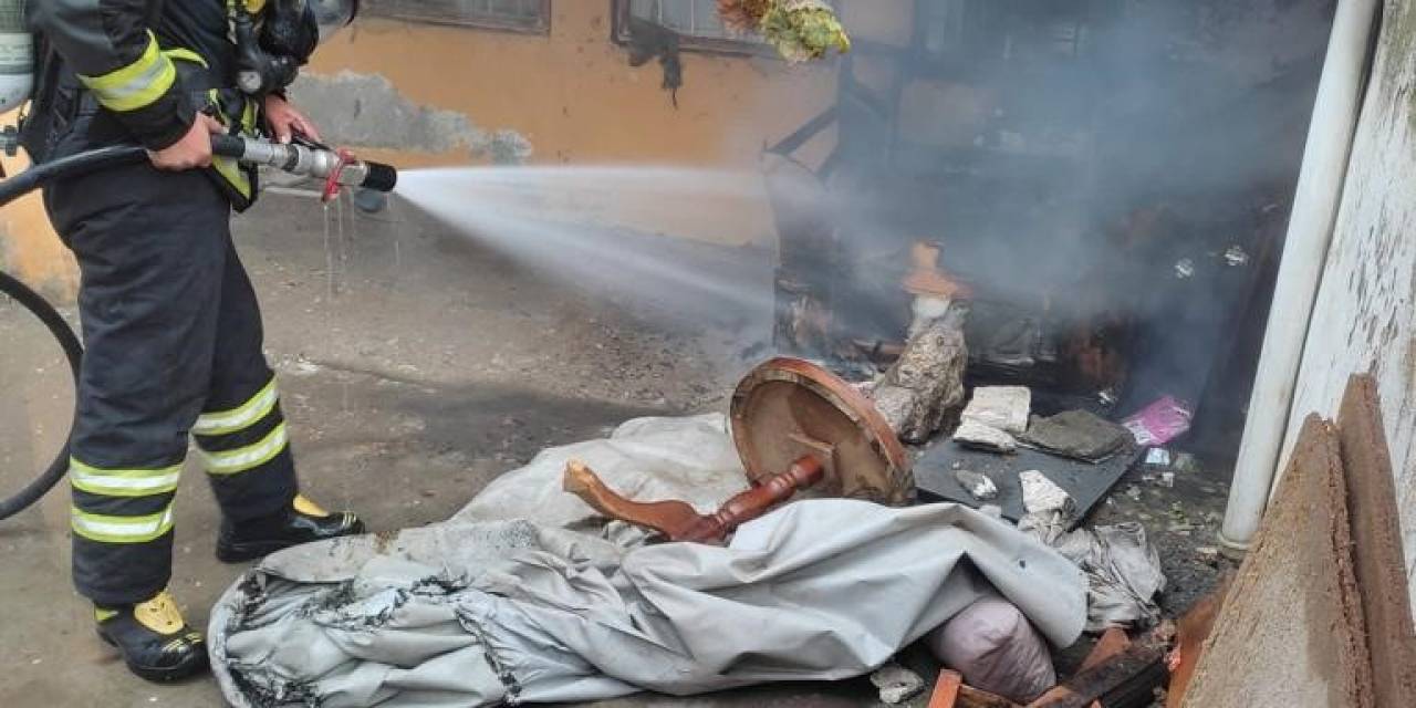 Hatay’da Bir Evde Yangını Çıktı