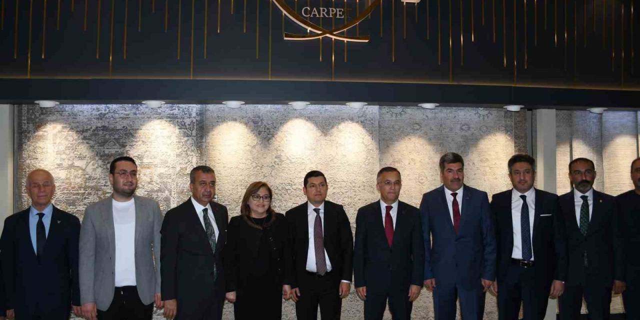 Çeber Ve Şahin Gaziantepli Halıcılara Moral Verdiler