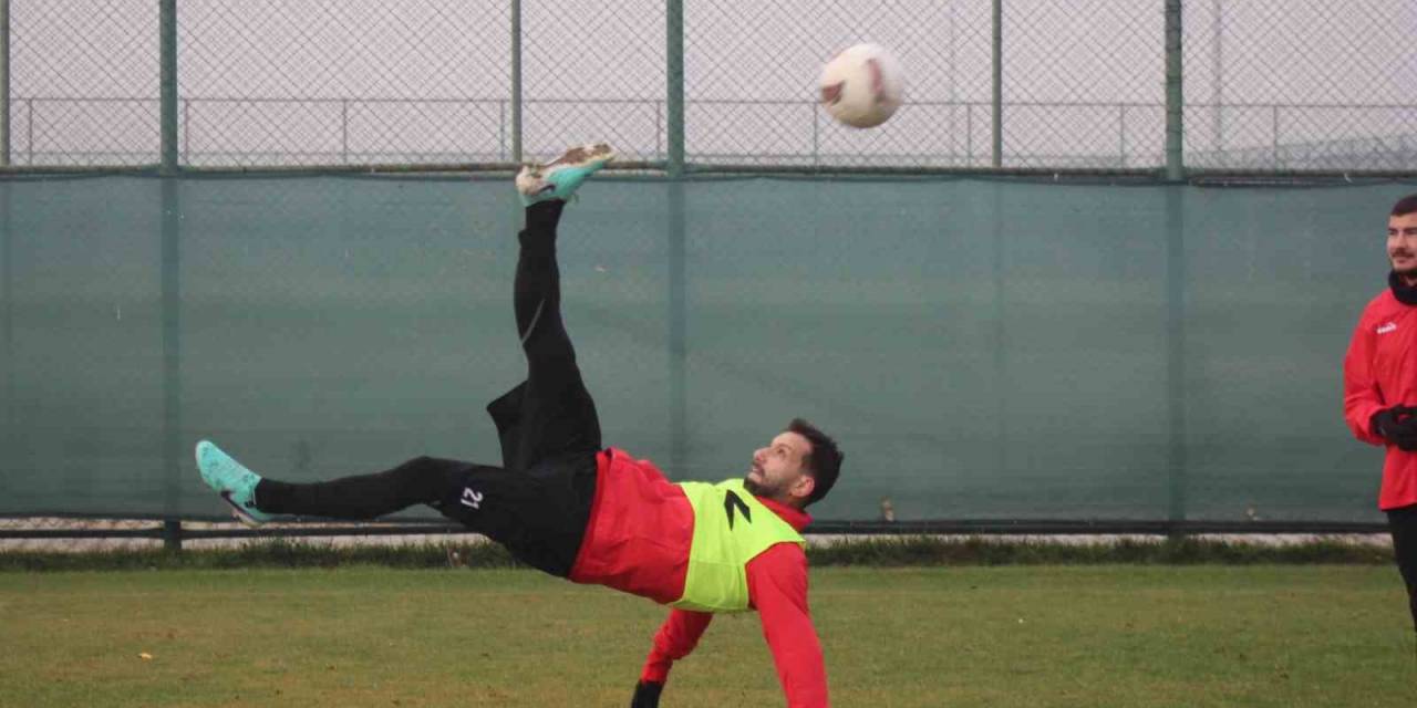 Afyonspor, Bursaspor Maçı Hazırlıklarını Sürdürüyor