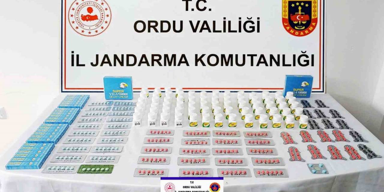 Yaşlı Şahsın Kargosunda 4 Binden Fazla Cinsel Uyarıcı Ürün Ele Geçirildi
