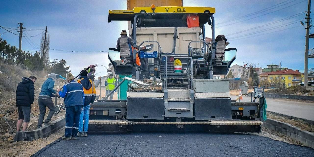 Emet’te Sıcak Asfalt Çalışmaları Başladı