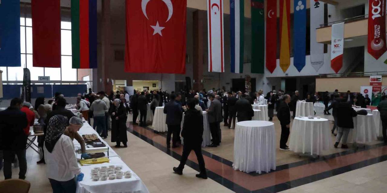 Anadolu Üniversitesinden Filistinli Öğrencilere Ve Ailelerine Destek