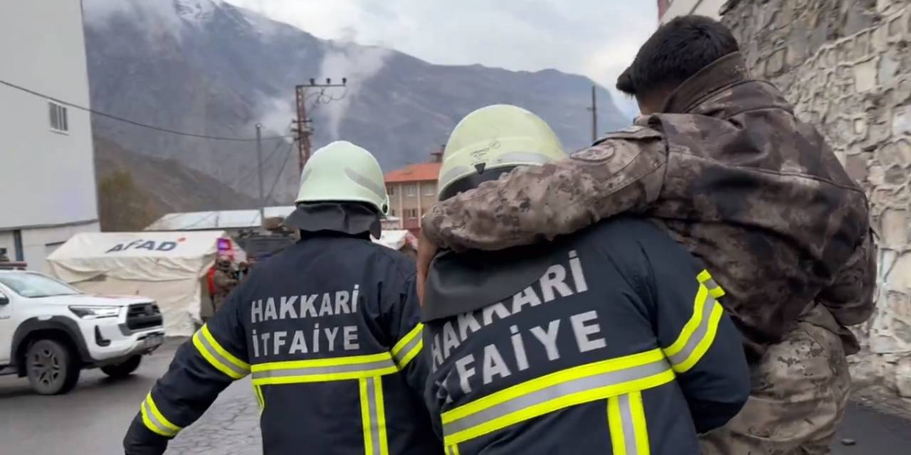 Hakkari’de Nefes Kesen Deprem Ve Yangın Tatbikatı