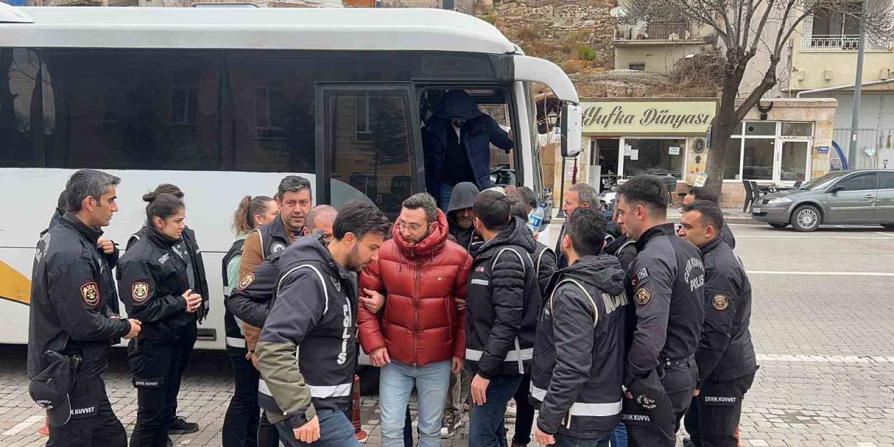 Nevşehir’de Noter Aracılığıyla Rüşvet Operasyonunda 8 Kişi Tutuklandı