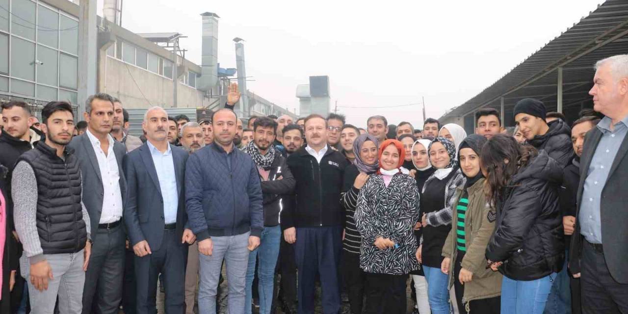 Öz İplik İş Sendikası Genel Başkanı Ay, Şanlıurfa’da Tekstil İşçileriyle Bir Araya Geldi