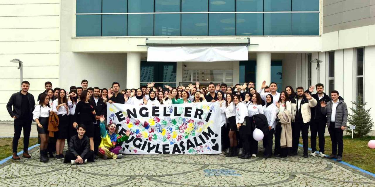 Kastamonu Üniversitesi’nde “Özel Gereksinimli Bireylere Multidisipliner Yaklaşım” Paneli Düzenlendi