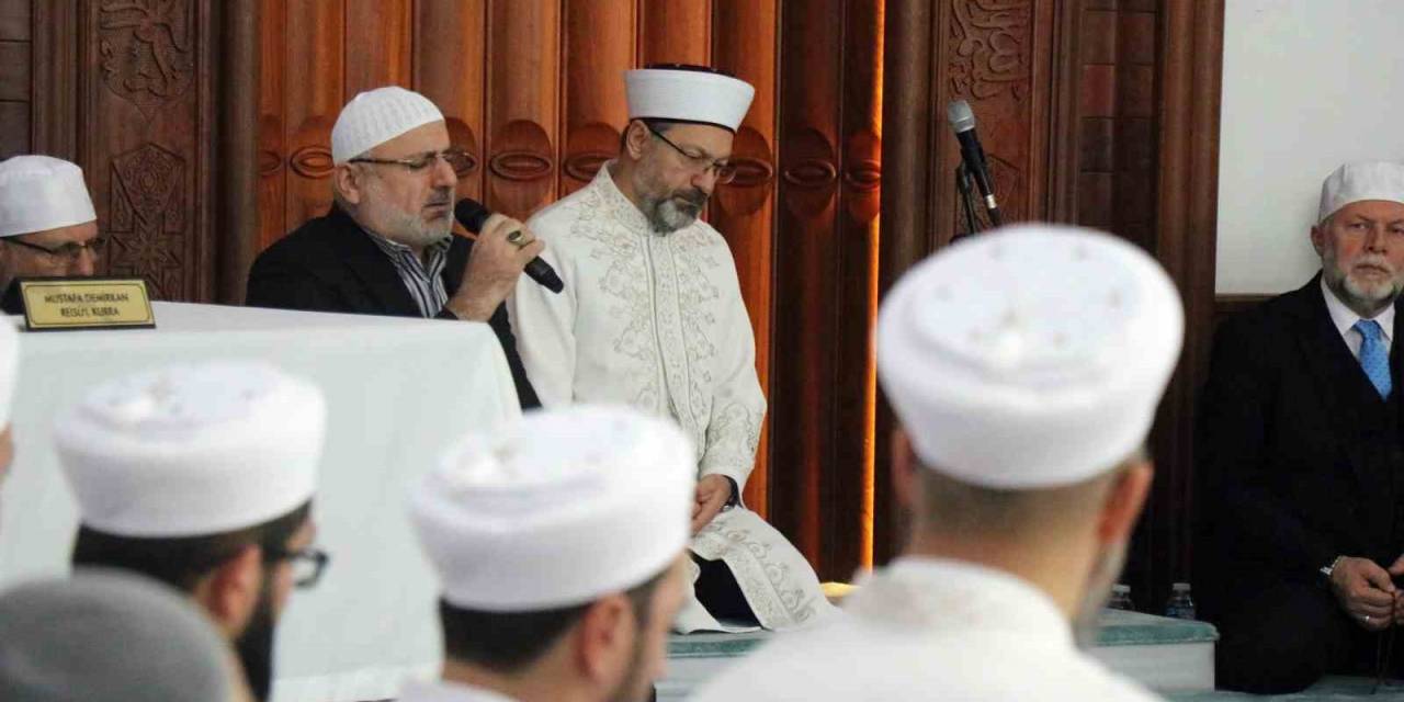 Prof. Dr. Ali Erbaş: “Kur’an-ı Kerim Sürekli Akan Bir Çeşme Gibidir”