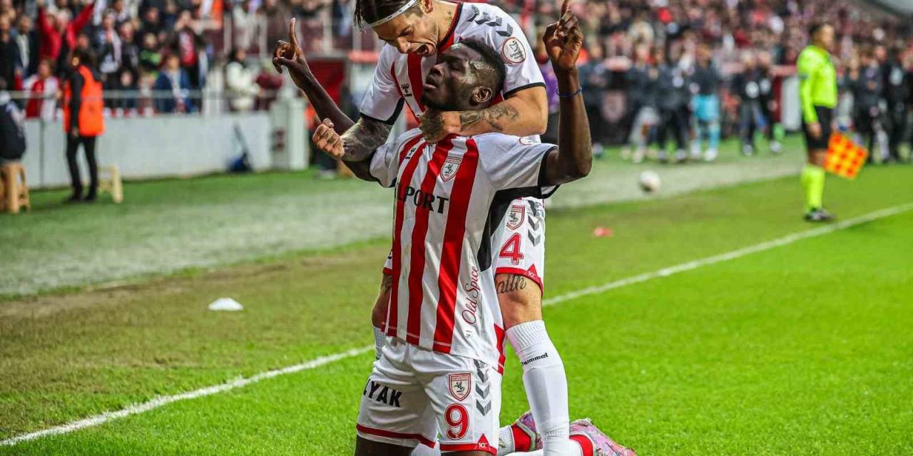 Trendyol Süper Lig: Samsunspor: 2 - Kasımpaşa: 0 (İlk Yarı)