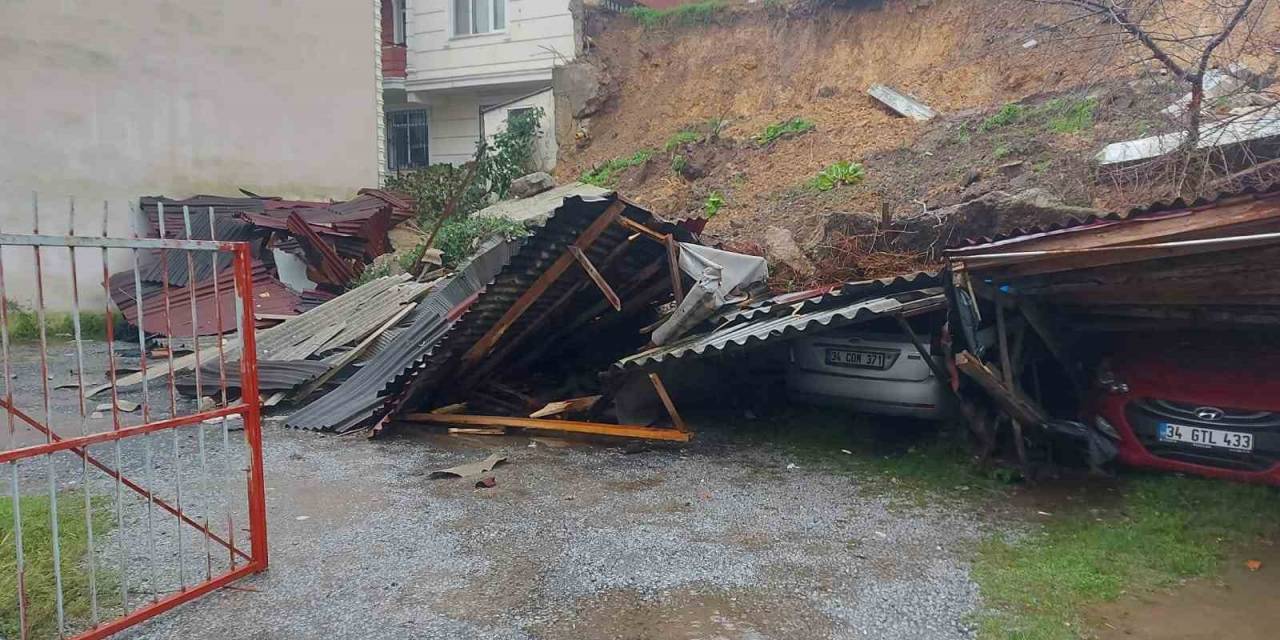 Sarıyer’de İstinat Duvarı Çöktü: 4 Araçta Hasar Oluştu, 1 Bina Boşaltıldı