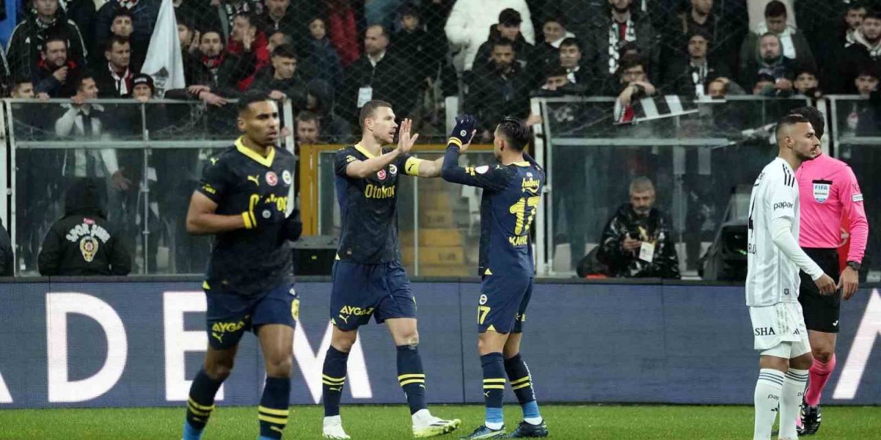 Edin Dzeko, 14. Golüne Ulaştı