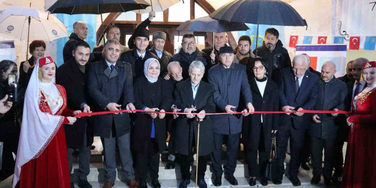 Kırım Türkleri Eğitim Ve Kültür Merkezi’ne Görkemli Açılış