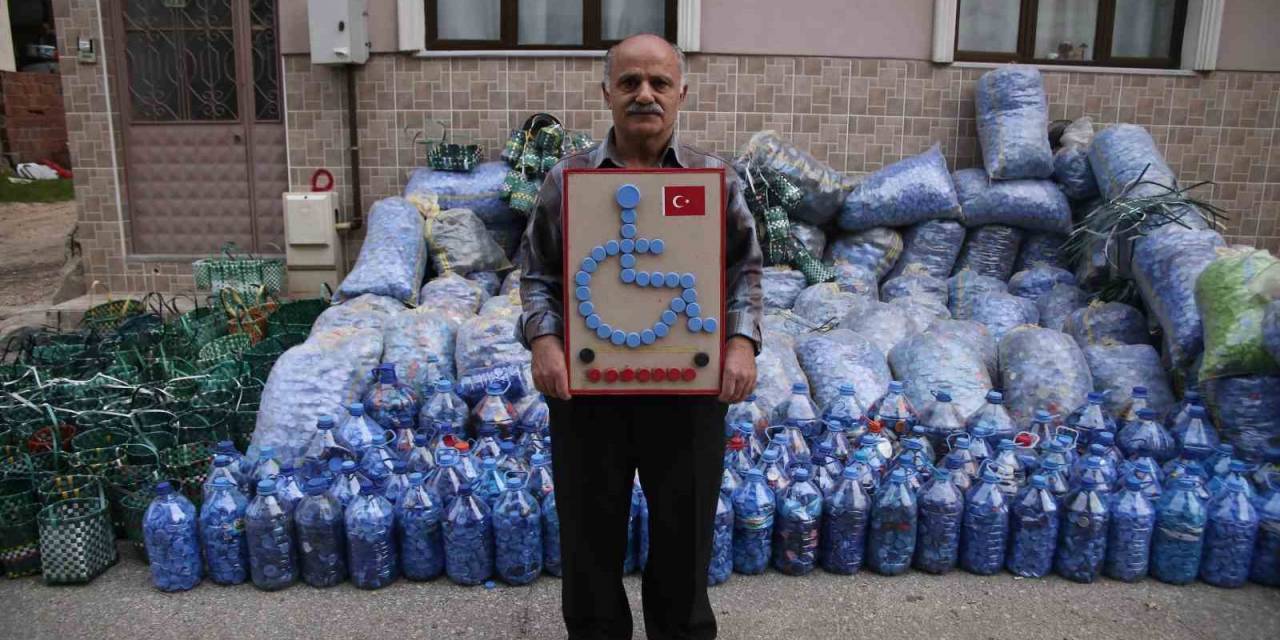 Topladığı 1 Ton Kapakla Engelliler İçin Tekerlekli Sandalye Aldı