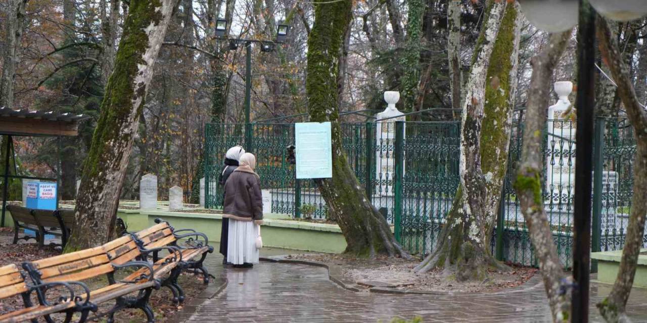 Ormanın İçindeki Türbenin Hikayesi: Buraya Gelen Aç Kalmıyor