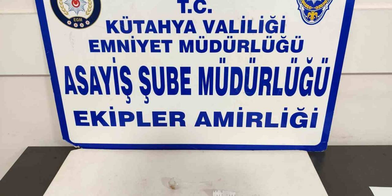 Kütahya’da Bir Kişinin Üzerinde Uyuşturucu Ele Geçirildi