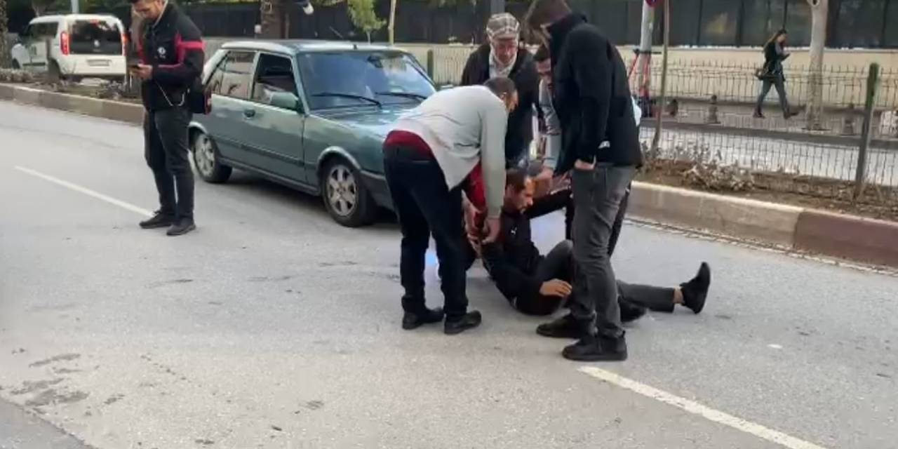 Otomobilin Çarptığı Bisiklet Sürücüsü Ölümden Döndü