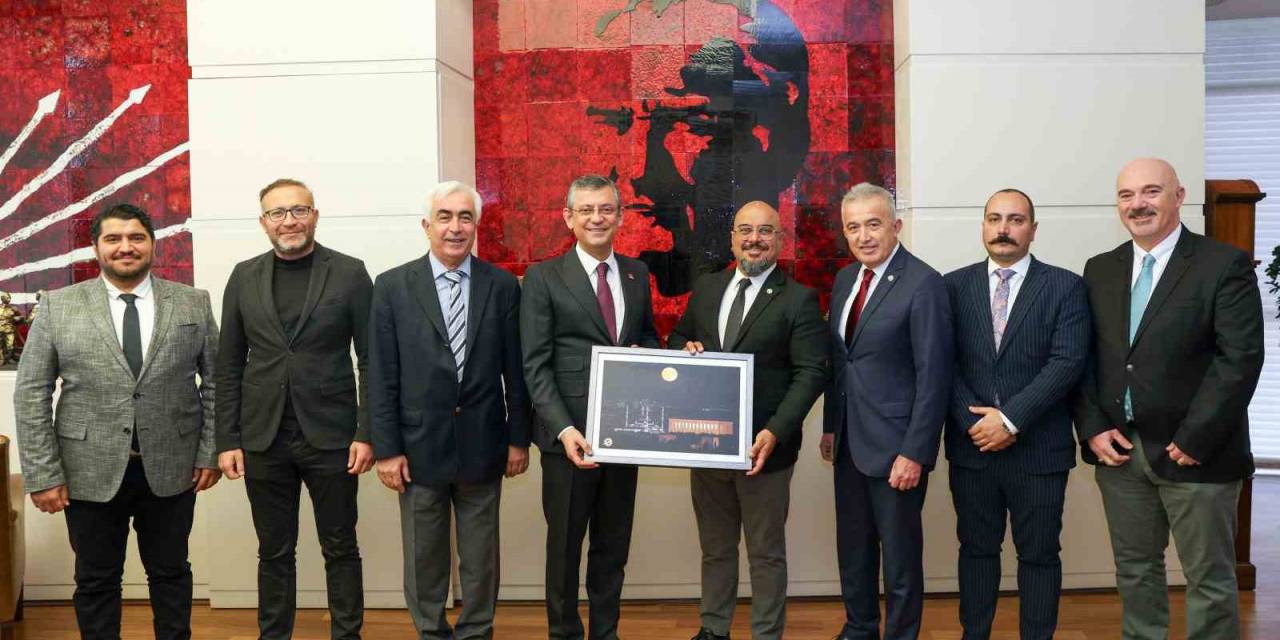 Tfmd Yönetim Kurulu’ndan Chp Genel Başkanı Özel’e Ziyaret