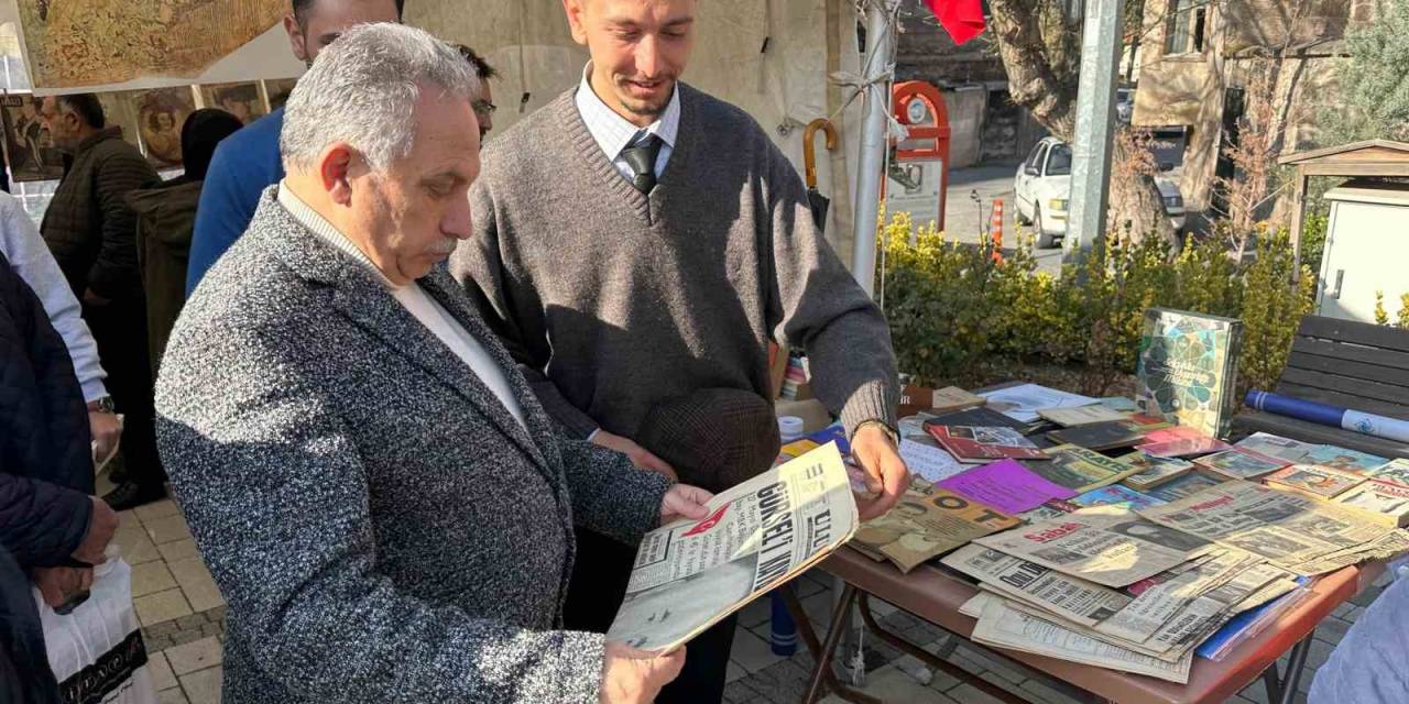 Güzel Havada Antika Pazarı Keyfi