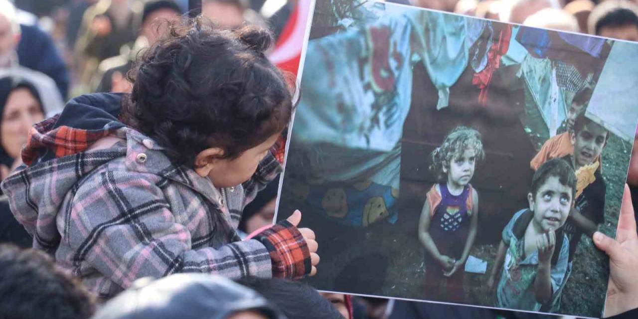 Yalova’da Filistin’e Destek Yürüyüşü