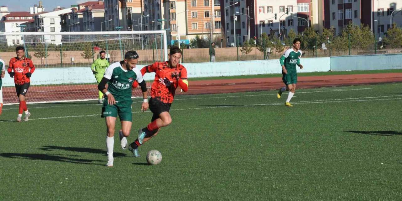 Kars 36 Spor: 2 Arhavi Spor: 0