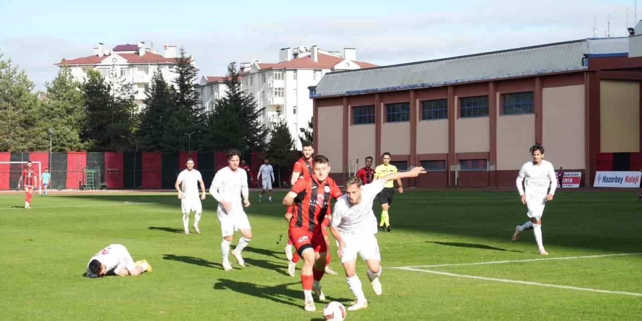 Tff 2. Lig: Gmg Kastamonuspor: 3 - Karaman Futbol Kulübü: 2