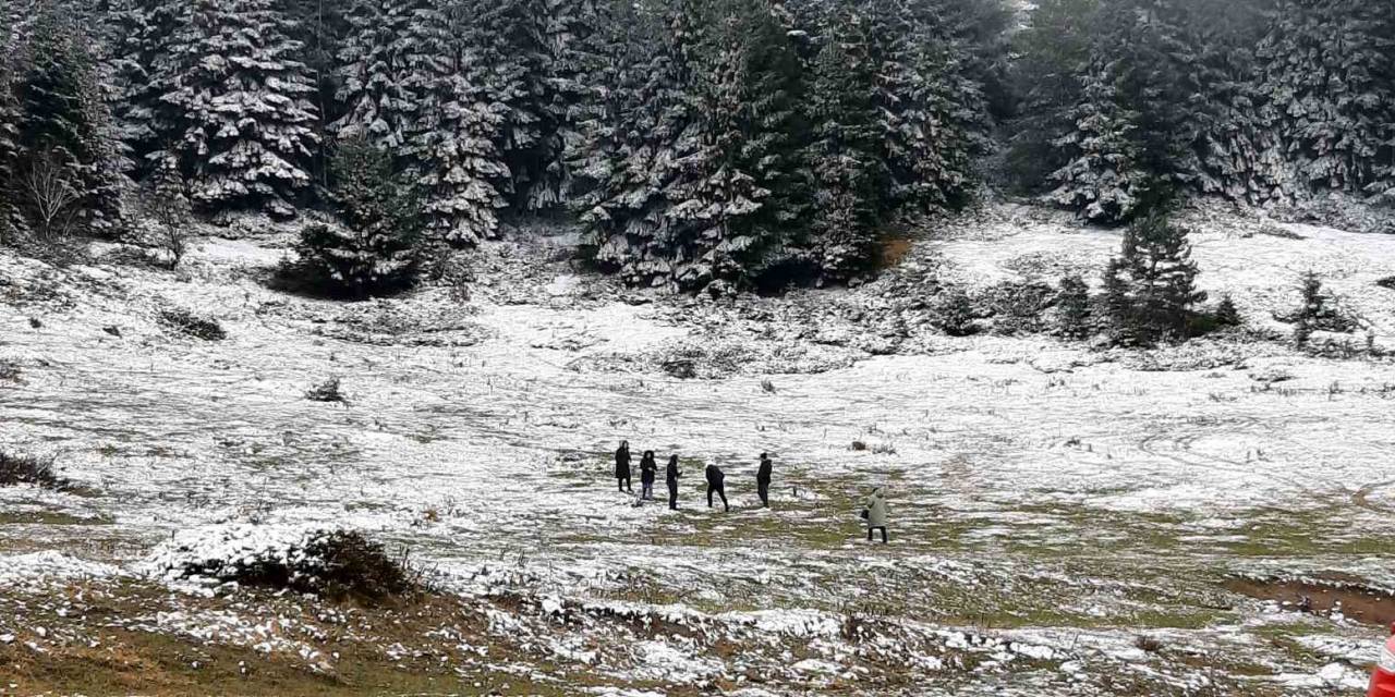 Bolu’nun Yüksek Kesimleri Beyaz Örtüyle Kaplandı