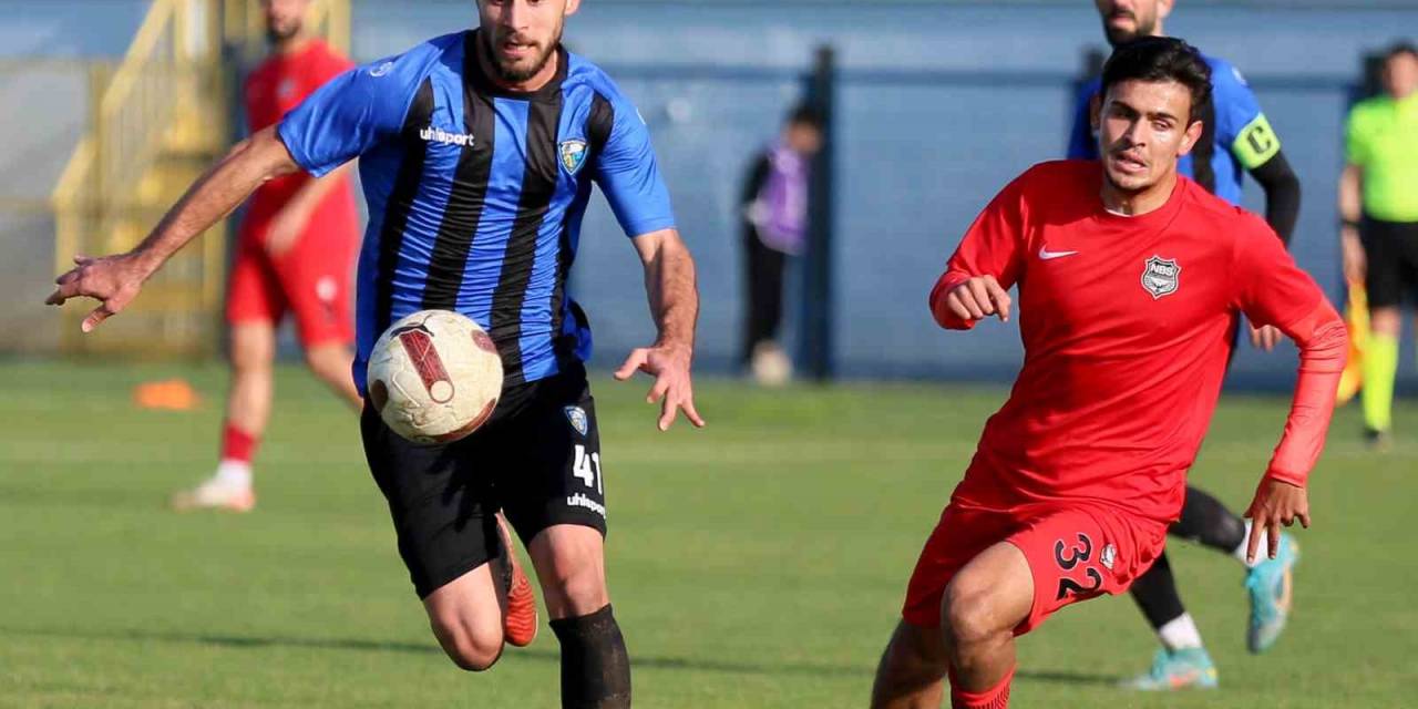 Tff 2. Lig: Karacabey Belediyespor: 3 - Nazilli Belediyespor: 0