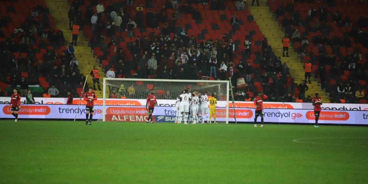 Trendyol Süper Lig: Gaziantep Fk: 1 - Trabzonspor: 3 (Maç Sonucu)