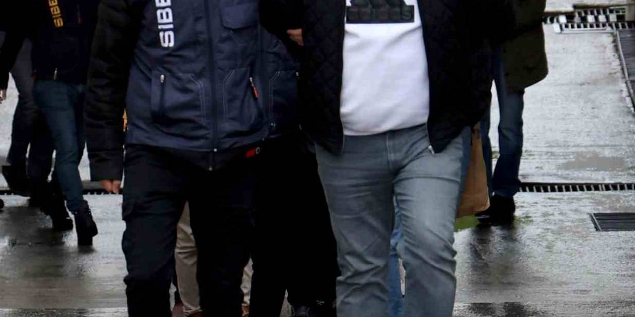 Adana’da 150 Milyon Tl Vurgun Yapan ‘Sazan Sarmalı’ Çetesi Çökertildi
