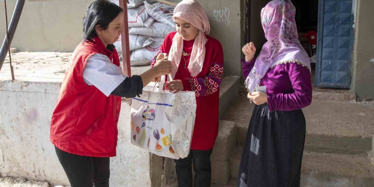 Mersin’de Vatandaşlara Un Desteği