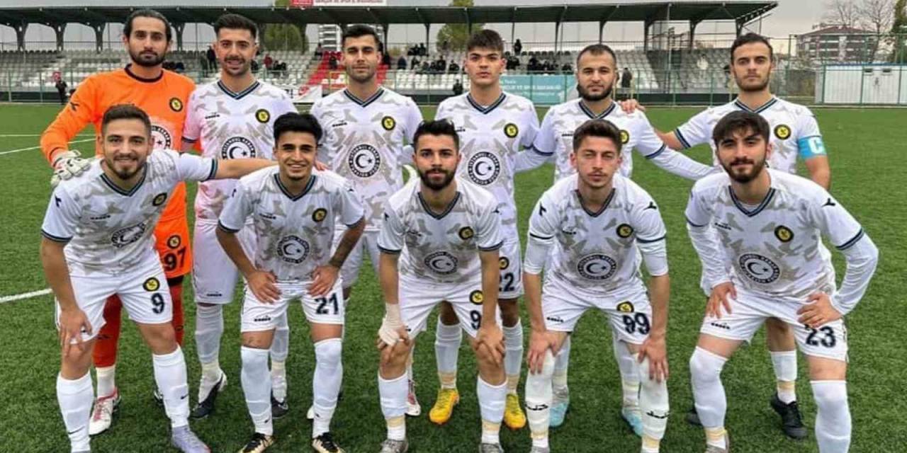Bal 11. Grup: Aksaray Gençlik: 1 - Dersimspor: 0