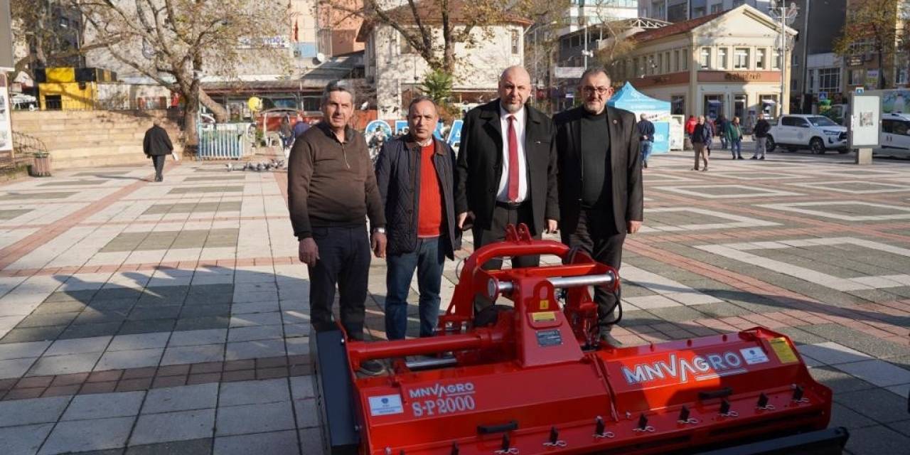 Büyükşehir’den Kırsala Destek Sürüyor