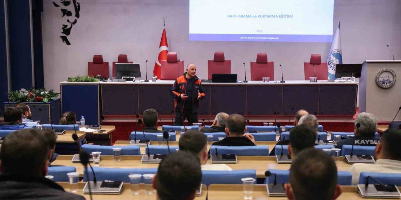 Başkan Büyükkılıç, Afad Akrediteli Kentsel Arama Kurtarma Ekipleri Eğitimi’ne Katıldı