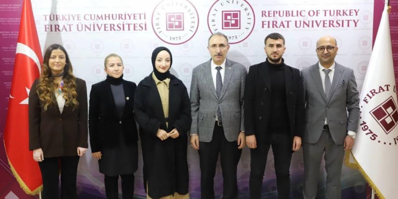 Fırat Üniversitesi, Genç İletişimciler Yarışması’nda 2 Ödül Aldı