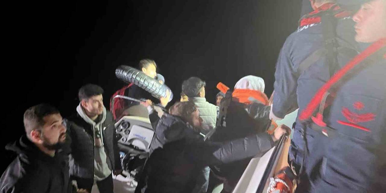 Datça’da 14 Düzensiz Göçmen Kurtarıldı, 2 Göçmen Kaçakçısı Yakalandı