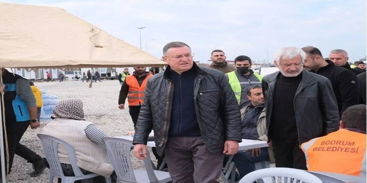 Büyükşehir Belediye Başkanı Lütfü Savaş: “126 Akademisyen Aylardır Hatay İçin Çalışıyor”