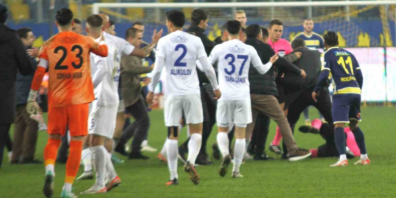 Süper Lig Kulüpleri, Halil Umut Meler’e Yapılan Saldırıyı Kınadı