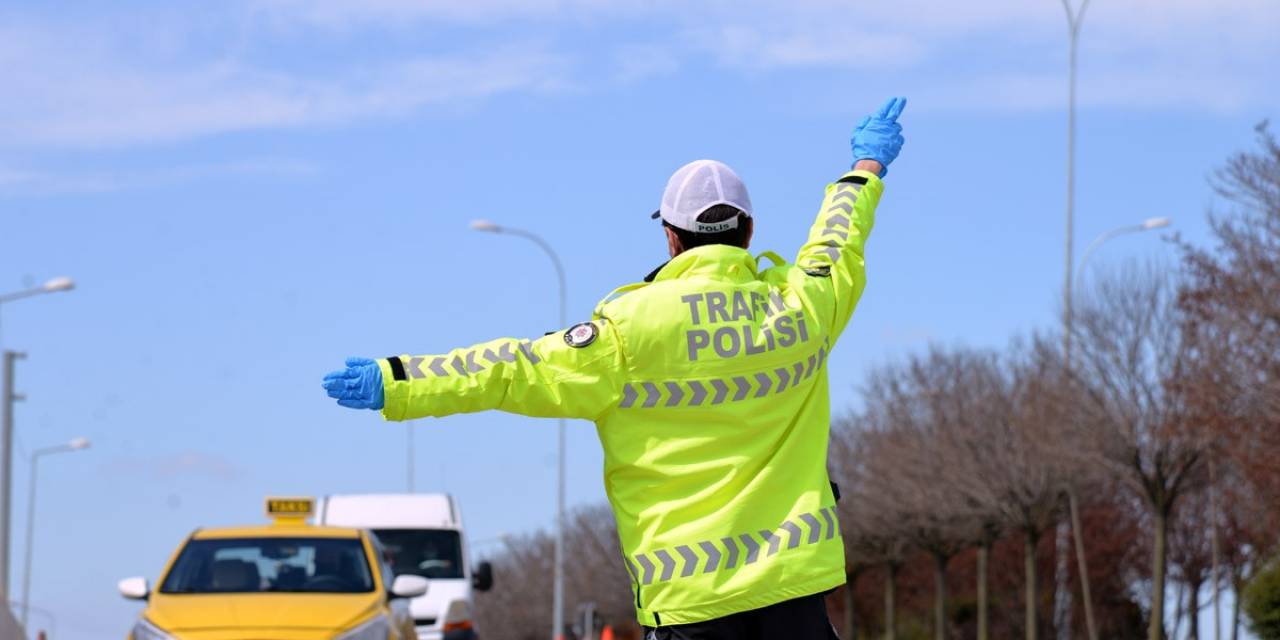 Bilecik’te Sürücülere 5 Milyon 225 Bin Liralık Trafik Cezası