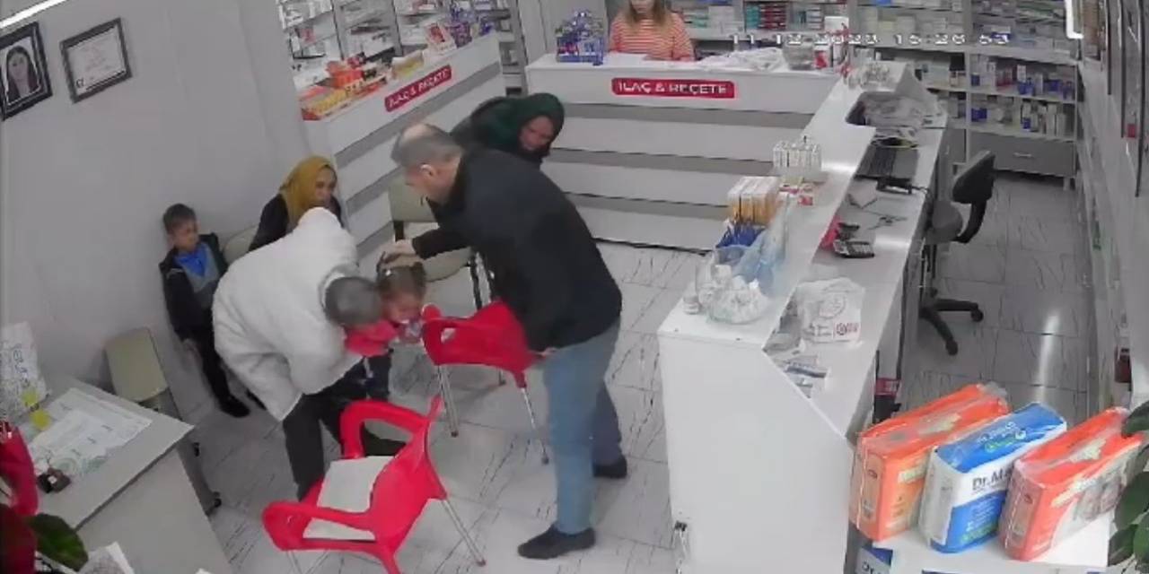 Nefes Borusuna Şeker Kaçan Çocuk Heimlich Manevrasıyla Kurtarıldı