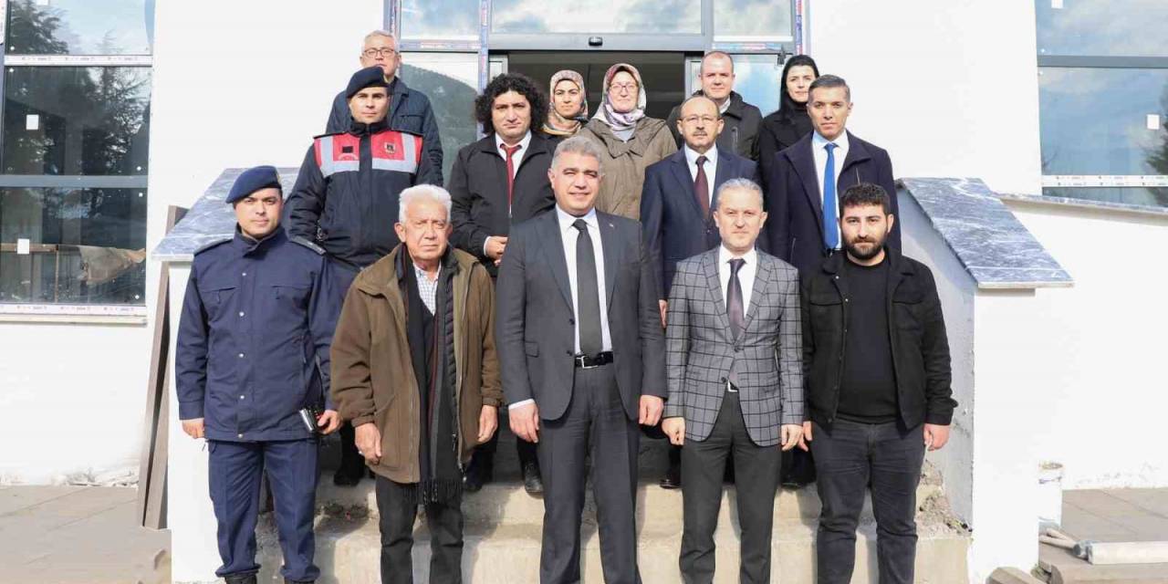 Vali Aslan, İnşaattı Devam Eden Asm İnceledi