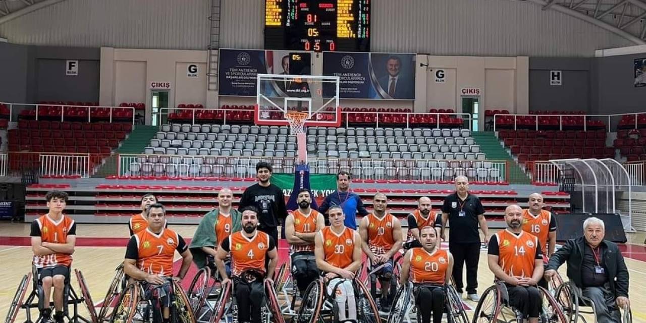 Büyükşehir Tekerlekli Sandalye Takımı Engel Tanımıyor